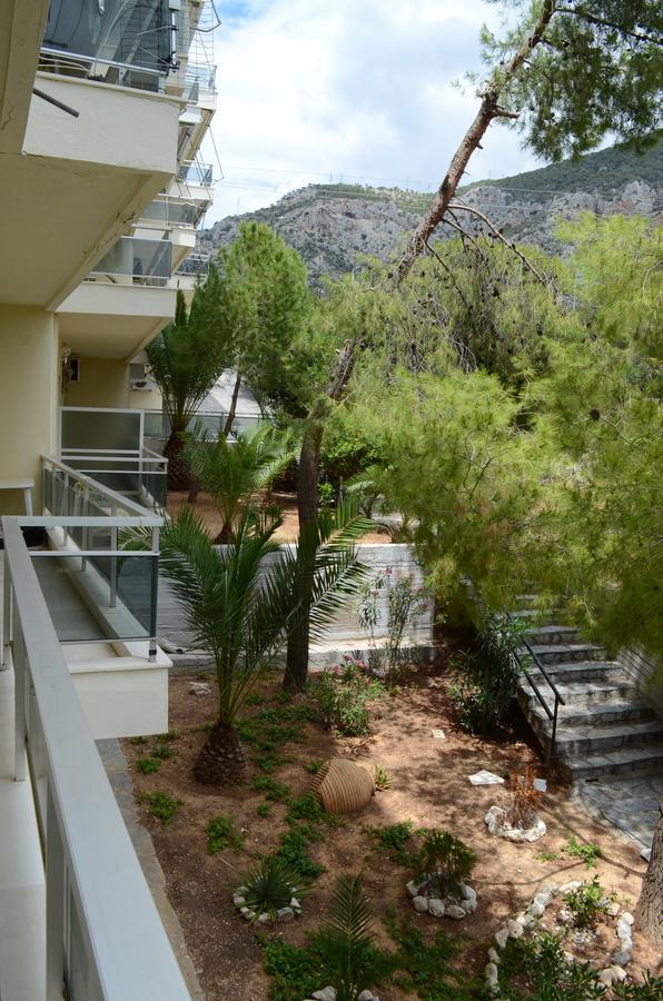 Kineta Apartments Extérieur photo