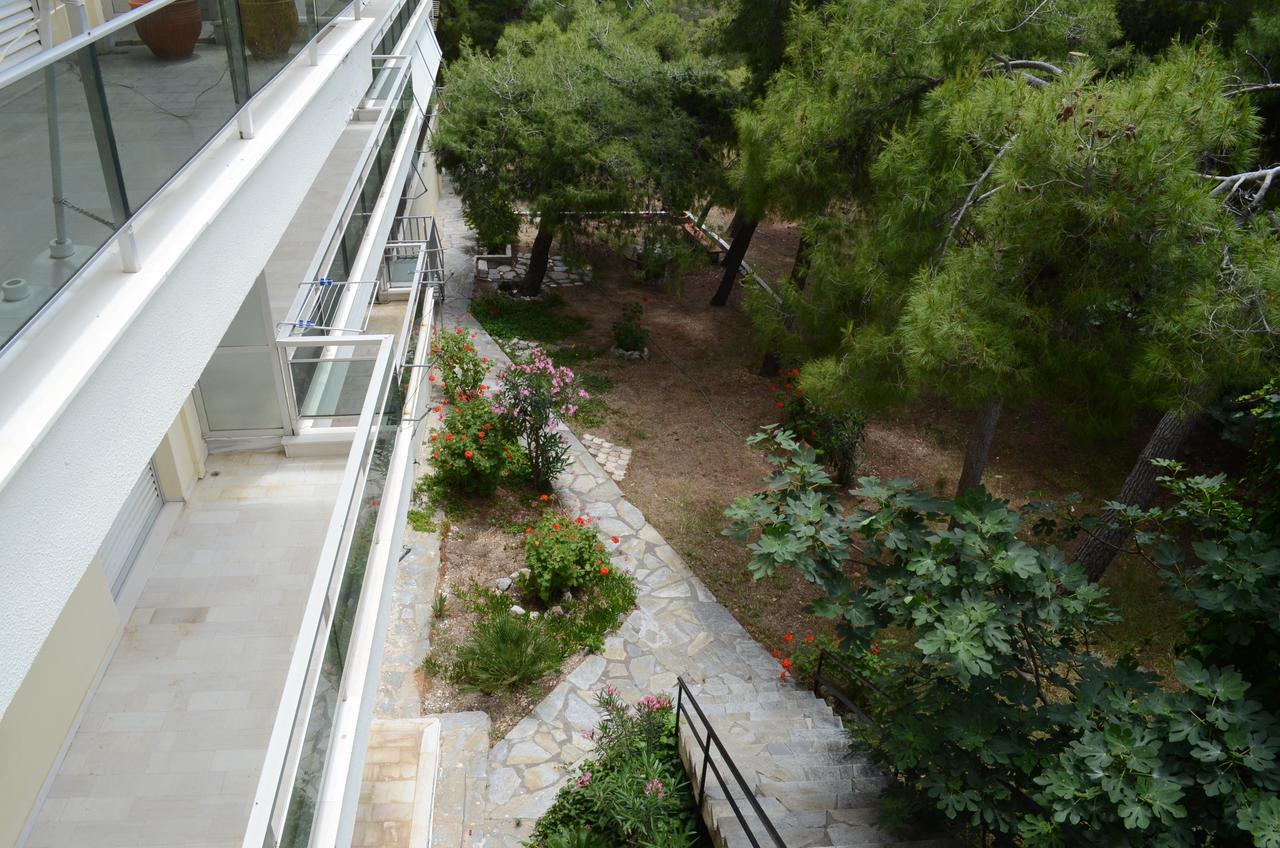 Kineta Apartments Extérieur photo